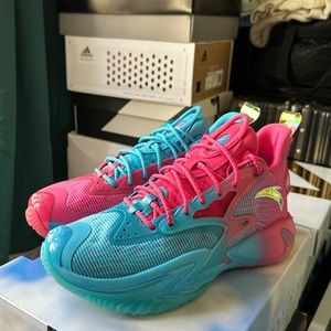 Anta shock the game 3  Basketball Shose Size 8.5   Klay Thompson